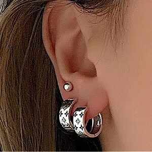 Silver Luxury Four Leaf Clover Earrings Hoop Huggie Minimalist